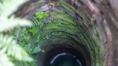 കിണറ്റിൽ നിന്നും നിലവിളി, പ്രേതബാധയെന്ന് നാട്ടുകാർ, 3 ദിവസം കുടുങ്ങിക്കിടന്ന് യുവാവ്