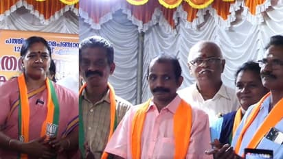 കായംകുളത്ത് അഞ്ച് സിപിഎം പ്രവർത്തകർ ബിജെപിയിൽ ചേര്‍ന്നു; ഷാൾ അണിയിച്ച് സ്വീകരിച്ച് ശോഭ സുരേന്ദ്രൻ