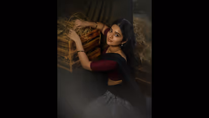 ನಿಮ್ಮ ಪಕ್ಕದಮನೆ ಹುಡುಗಿ ಎನ್ನುತ್ತಾ ಲಂಗ ದಾವಣಿಯಲ್ಲಿ ಕಾಣಿಸಿಕೊಂಡ ಮೇಘಾ ಶೆಟ್ಟಿ