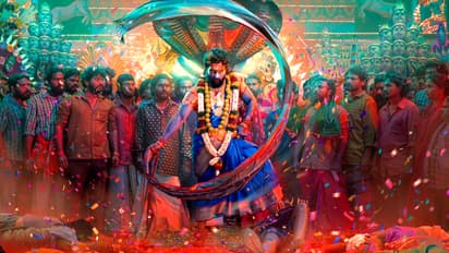 'ബാഹുബലി 2', 'ആർആർആർ', 'ലിയോ' എല്ലാവരും പിന്നിൽ; പ്രീ സെയിലിൽ ഒന്നാമൻ ഇനി 'പുഷ്‍പ 2'; റിലീസിന് മുന്‍പ് നേടിയത്