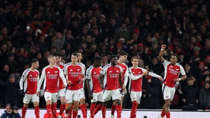 Premier League round up: Arsenal corner Man United, Newcastle holds Liverpool to draw, Chelsea run riot & more
