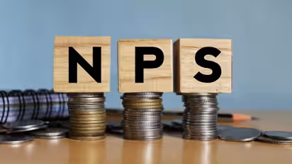 மத்திய அரசு பென்ஷன் திட்டங்களின் பெயரில் அதிகரிக்கும் ஆன்லைன் மோசடி!