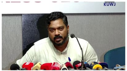 യൂത്ത് കോൺ​​ഗ്രസ് മുൻ നേതാവ് എകെ ഷാനിബ് ഡിവൈഎഫ്ഐയിലേക്ക്; കോൺ​ഗ്രസ് വിട്ടത് ഉപതെരഞ്ഞെടുപ്പിന് മുമ്പ്