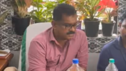 ഉദ്യോഗസ്ഥർ വളഞ്ഞത് അറിഞ്ഞില്ല; ഹെൽത്ത് ഇൻസ്പെക്ടറടക്കം കുടുങ്ങിയത് കൈക്കൂലി പണം വാങ്ങുമ്പോൾ; പിടികൂടി വിജിലൻസ്