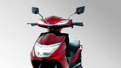 முழு சார்ஜில் 200 கிமீ பயணிக்கும் ஸ்கூட்டர்; விலையும் இவ்வளவுதானா?