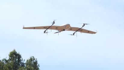 കൊടുങ്കാറ്റ് വന്നോട്ടെ, 6,000 മീറ്റർ ഉയരത്തില് വരെ പറക്കും; ഇന്ത്യൻ ആർമിക്ക് അത്യാധുനിക എടി-15 ഡ്രോണ്