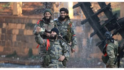 വിമത സേന ഡമസ്കസിന് തൊട്ടടുത്ത്, സിറിയയിൽ ഏറ്റുമുട്ടൽ രൂക്ഷം, രാജ്യം വിട്ടിട്ടില്ലെന്ന് അസദ്