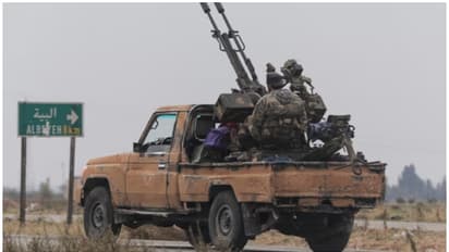 സിറിയൻ തലസ്ഥാനം ദമാസ്ക്കസ് വളഞ്ഞ് വിമതർ, 3 സുപ്രധാന നഗരങ്ങൾ പിടിച്ചു; പ്രസിഡന്റ് രാജ്യം വിട്ടെന്ന് അഭ്യൂഹം 