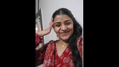 పుష్ప 2 తర్వాత బన్నీ భవిష్యత్తు ఎలా ఉండబోతోందో తెలుసా, వేణు స్వామి భార్య జోస్యం..అది పక్కా అట.. 