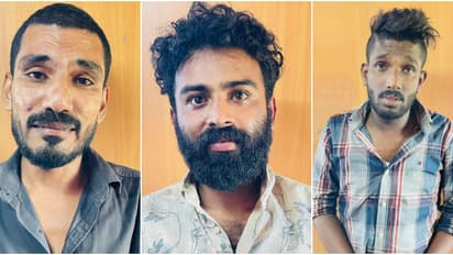 ഗുണ്ടൽപേട്ട് ഭാഗത്തു നിന്ന് വന്ന കാർ, മുത്തങ്ങയിലെ പരിശോധനയിൽ കണ്ടെടുത്തത് 54.09 ഗ്രാം എംഡിഎംഎ, 3 പേർ പിടിയിൽ