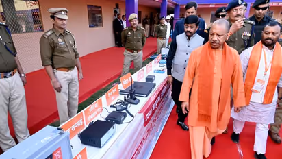 மகா கும்பமேளா பகுதியில் புதிய காவல் நிலையத்தை திறந்து வைத்த முதல்வர் யோகி ஆதித்யநாத்!