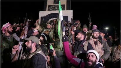 WORLD NEWS: সিরিয়ার পতনে আসাদ পলাতক,এবার কারা এই ক্ষমতার কেন্দ্র