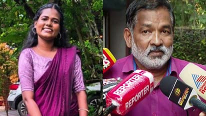 'സൈക്യാട്രി അധ്യാപകൻ രണ്ട് മണിക്കൂറിലധികം കുറ്റവിചാരണ ചെയ്തു'; അമ്മുവിന്റെ മരണത്തിൽ അധ്യാപകനെതിരെ കുടുംബം