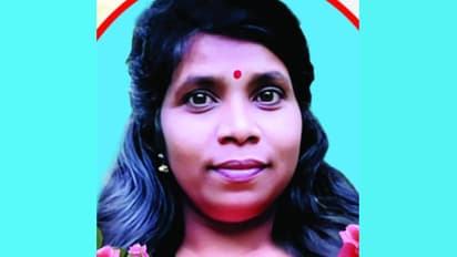 പ്ലാസ്റ്റിക് ശേഖരിക്കാൻ വീടുകയറുന്നതിനിടെ ഹരിതകർമ്മ സേനാംഗം കുഴഞ്ഞുവീണു മരിച്ചു