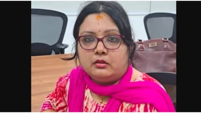 20,000 രൂപ കൈക്കൂലി വാങ്ങവേ പിടിക്കാൻ പ്ലാൻ, ജൂനിയർ ക്ലർക്ക് കുടുങ്ങി; അവിടെ തീർന്നില്ല, ഞെട്ടിയത് വിജിലൻസ്