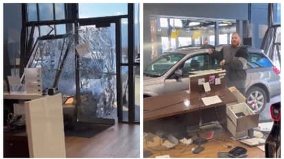 പുത്തന്‍ കാറിന് തകരാർ, എന്നിട്ടും റീഫണ്ട് നിഷേധിച്ചു, കലി കയറിയ കാറുടമ ഷോറൂമിലേക്ക് കാർ ഇടിച്ച് കയറ്റി; വീഡിയോ