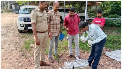 നഗരമദ്ധ്യത്തിലെ ക്ഷേത്രത്തിൽ ഭണ്ഡാര മോഷണം; തുറന്നുനോക്കിയപ്പോൾ കാലിയെന്ന് കണ്ട് ഓടയിൽ ഉപേക്ഷിച്ചു