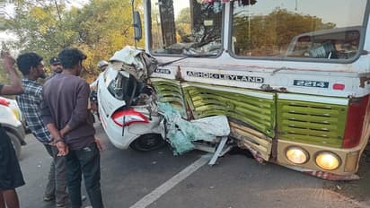 ಕಲಬುರಗಿ: ಲಾರಿ, ಕಾರು ಮುಖಾಮುಖಿ ಡಿಕ್ಕಿ, ಸ್ಥಳದಲ್ಲೇ ದಂಪತಿ ದುರ್ಮರಣ  