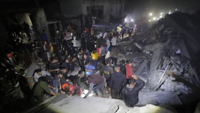 കുട്ടികളടക്കം 35 പേർ, ഗാസയിൽ മരണം വിതച്ച് ഇസ്രായേൽ വ്യോമാക്രമണം; ബോംബിങ് നടന്നത് യുഎൻ പ്രമേയത്തിന് പിന്നാലെ