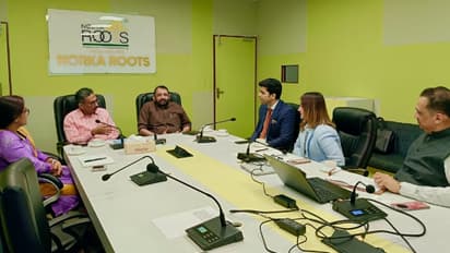 ലോകകേരളം പോര്ട്ടലില് എല്ലാ സർക്കാർ സേവനങ്ങളും ലഭ്യമാക്കും; അറ്റസ്റ്റേഷന് സർവീസ് ഡിജിറ്റലൈസ് ചെയ്യും