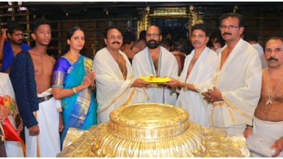 മുന്നൂറ്റി പതിനൊന്നര ഗ്രാം തൂക്കം! ചെന്നൈ സ്വദേശി ഗുരുവായൂരപ്പന് വഴിപാടായി സമർപ്പിച്ചത് സ്വർണ്ണ നിവേദ്യ കിണ്ണം