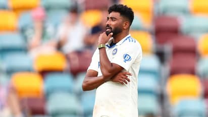 என்னப்பா இப்படி முட்டாள்தனமா பந்து வீசுறீங்க? சிராஜை நேரலையில் விமர்சித்த முன்னாள் வீரர்