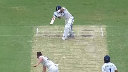 ബ്രിസ്ബേനില് ഓസീസിന് വിജയപ്രതീക്ഷ; ഇന്ത്യയുടെ മുന്നിര തകര്ന്നു, ഇനി പ്രതീക്ഷ മഴയില്