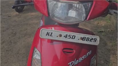 നവദമ്പതികൾ സഞ്ചരിച്ച സ്കൂട്ടർ ഓട്ടോറിക്ഷയുമായി കൂട്ടിയിടിച്ചു; എരൂരിൽ വരന് ദാരുണാന്ത്യം,വധുവിന് ഗുരുതര പരിക്ക്