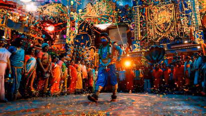 ಪುಷ್ಪ 2 ಸಿನಿಮಾ ವಿವಾದ, ದೊಡ್ಡ ಸಿನಿಮಾಗಳಿಗೆ ಹೊಡೆತ, ನಿರ್ಮಾಪಕರಿಗೆ ಶಾಕ್: ಸಿಎಂ ರೇವಂತ್ಗೆ ಬೆಂಬಲ