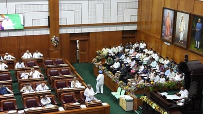 ಊಟಕ್ಕೂ ಬಿಡದೇ, ತಡರಾತ್ರಿವರೆಗೂ ವಿಧಾನಸಭೆಯಲ್ಲಿ ಕಲಾಪ: ಸ್ಪೀಕರ್‌ ಖಾದರ್ ದಾಖಲೆ!