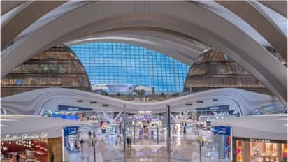 യൂറോപ്പിലും അമേരിക്കയിലുമല്ല; ലോകത്തിലെ ഏറ്റവും സുന്ദരമായ വിമാനത്താവളത്തിലൂടെ യാത്ര ചെയ്തിട്ടുണ്ടോ?