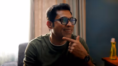 പെര്‍ഫോമര്‍ സുരാജ്, വേറിട്ട കോമഡി ട്രാക്കുമായി 'ഇ ഡി'; റിവ്യൂ