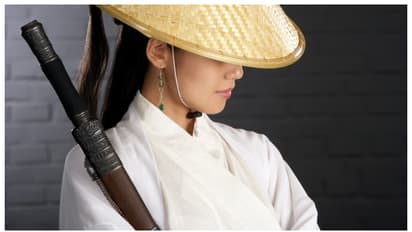 സ്ത്രീകളെ അധിക്ഷേപിച്ചാല്‍, അതിനി ഭര്‍ത്താവാണെങ്കിലും ശരി 'ഒതുക്കാന്‍' വൈറ്റ് മാഫിയ റെഡി 