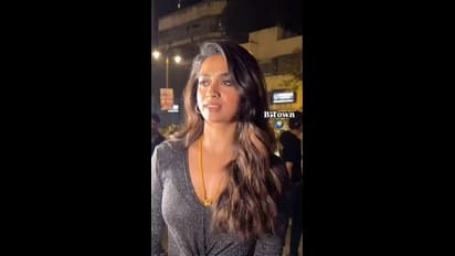 ಕೀರ್ತಿ ಸುರೇಶ್ ಡೀಪ್‌ ಡ್ರೆಸ್ ಹಾಕಿದ್ರೂ ಕತ್ತಲಿರೋ ತಾಳಿ ಮೇಲೇ ನೆಟ್ಟಿಗರ ಕಣ್ಣು; ಫೋಟೋ ವೈರಲ್