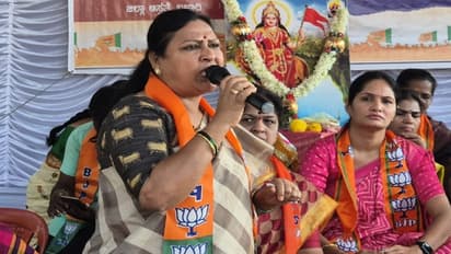 ಪಕ್ಕದಲ್ಲಿಯೇ ಇದ್ದವರಿಗೆ ಕೇಳದ್ದು, ದೂರವಿದ್ದ ಹೆಬ್ಬಾಳರ್ಗೆ ಕೇಳಿದ್ದೇಗೆ?: ಹೇಮಲತಾ ನಾಯಕ