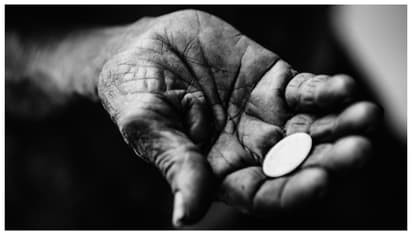 ഭിക്ഷാടനം കുറ്റകരം, റിപ്പോർട്ട് ചെയ്യാൻ പൊതുജനങ്ങളോട് അഭ്യർത്ഥിച്ച് കുവൈത്ത് ആഭ്യന്തര മന്ത്രാലയം