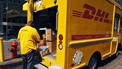 மக்களே உஷார்; DHL கொரியர் பெயரில் நடக்கும் நூதன மோசடி - சிக்காமல் தப்புவது எப்படி?