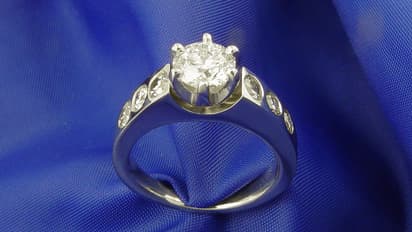 ಚಿನ್ನ ಅಂದ್ರೆ ಹಳದಿ ಬಣ್ಣನೇ ನೆನಪಾಗುತ್ತೆ.. ಆದ್ರೆ, ಬಿಳಿ ಬಣ್ಣದ ಬಂಗಾರ ನಿಮಗೆ ಗೊತ್ತಾ?: ಬೆಲೆ ಎಷ್ಟು?