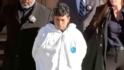 NYC subway SHOCKER! Accused Sebastian Zapeta-Calil charged with murder for setting woman on fire