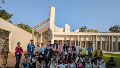 தமிழகம் வந்த ஜம்மு காஷ்மீர், லடாக் மாணவர்கள்.! ஆரோவில்லை சுற்றிப்பார்த்து உற்சாகம்