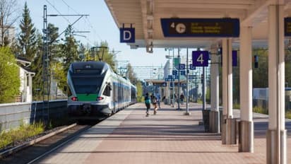 ശാന്തമായി യാത്ര ചെയ്യുകയായിരുന്നു, ഇന്ത്യൻ കുടുംബം ബഹളം വച്ചു, ഫിൻലാൻഡിൽ നിന്നുള്ള അനുഭവം പങ്കിട്ട് യുവാവ്