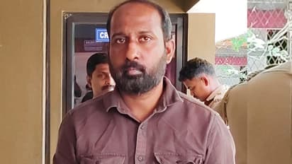 ബസ് യാത്രക്കിടെ പരിചയം, വീട്ടമ്മയെ പീഡിപ്പിച്ച് സ്വര്ണവും 13 ലക്ഷവും കവര്ന്നു; സ്വകാര്യ ബസ് ഡ്രൈവര് പിടിയിൽ