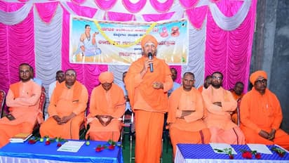 ಲಿಂಗಾಯತರು ಹಿಂದೂಗಳು ಅಲ್ಲ, ವೀರಶೈವರು ಅಲ್ಲ: ಹಿಮ್ಮಡಿ ಮುರುಘರಾಜೇಂದ್ರ ಶ್ರೀ 