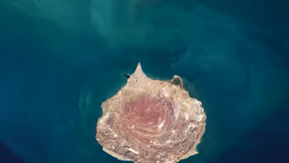 మనుషులు తినే వింత పర్వతం ఎక్కడుందో తెలుసా..? అందానికి అందం, రుచికి రుచి..