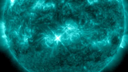 ക്രിസ്‌തുമസ് ആഘോഷമാക്കി സൂര്യനും! രണ്ടര മണിക്കൂറിനിടെ നാല് സൗരജ്വാല; പിന്നീട് സംഭവിച്ചത് എന്ത്? 