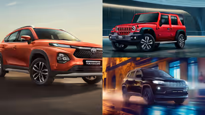 இந்த வருடம் முழுக்க டயர் தேய தேய ஓடிய கார்கள்.. SUV லிஸ்ட் ரொம்ப சின்னதா இருக்கே!