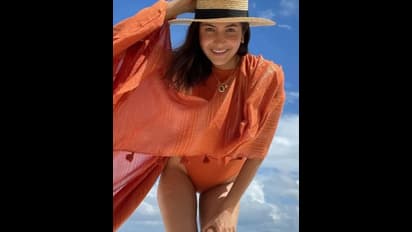 ಬಿಕಿನಿ ಧರಿಸಿದ ನಟಿ ಅನುಷ್ಕಾ ಶರ್ಮಾ ಟ್ರೋಲ್ ಆಗ್ತಿರೋದ್ಯಾಕೆ?