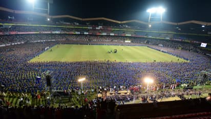 12000 നർത്തകർ, 550 ​ഗുരുക്കന്മാർ, ദൈർഘ്യം 8 മിനിറ്റോളം; ഗിന്നസിൽ മുത്തമിട്ട് ദിവ്യ ഉണ്ണിയും സംഘവും 