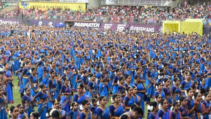 കൊച്ചിയിലെ ഗിന്നസ് പരിപാടിയിൽ 25,000 പേരെ നിയന്ത്രിച്ചത് 25 പൊലീസുകാർ; മെട്രോ 50 ശതമാനം യാത്രാ ഇളവ് നൽകി