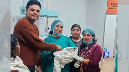 మహా కుంభమేళా స్థలంలో పుట్టిన మొదటి ఆడబిడ్డ ... పేరేంటో తెలుసా?